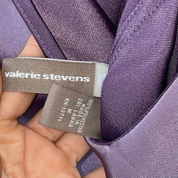 Valerie Stevens Purple Satin Slip - Picture 2 of 5